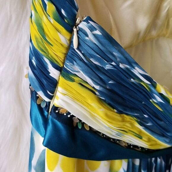 Dave & Johnny formal dress - Picture 3 of 9